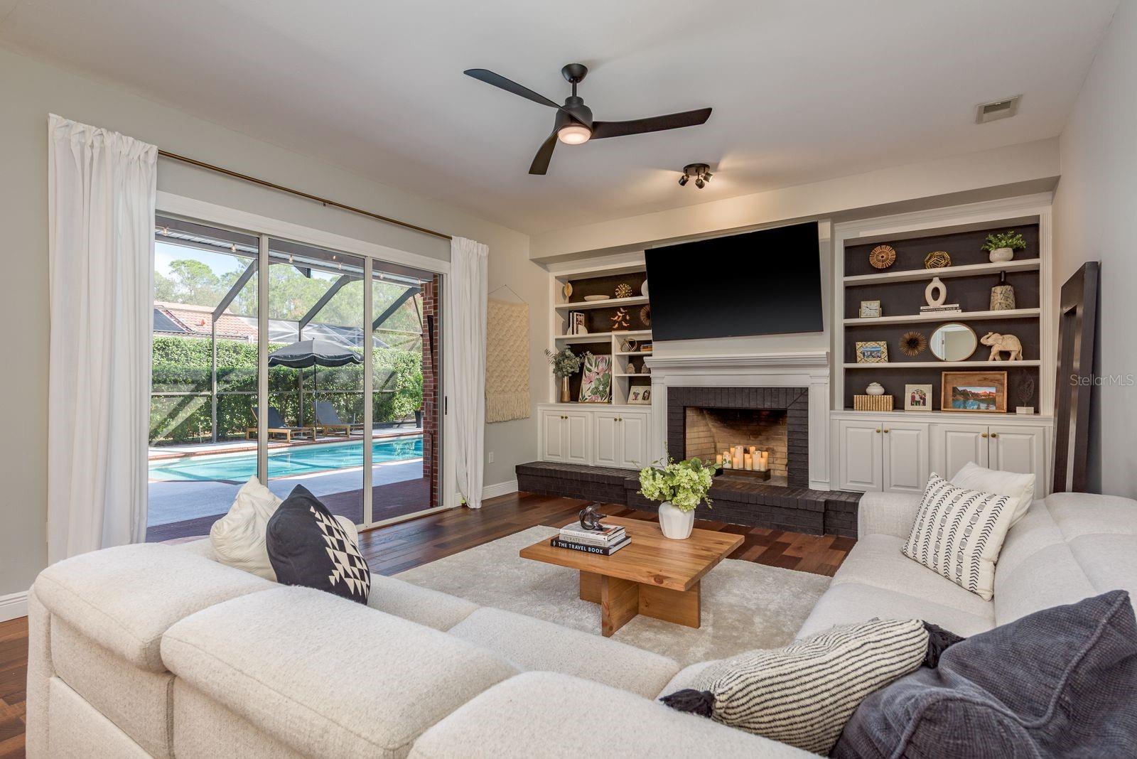 1499 E Lk WOODLANDS Pkwy OLDSMAR, FL 34677