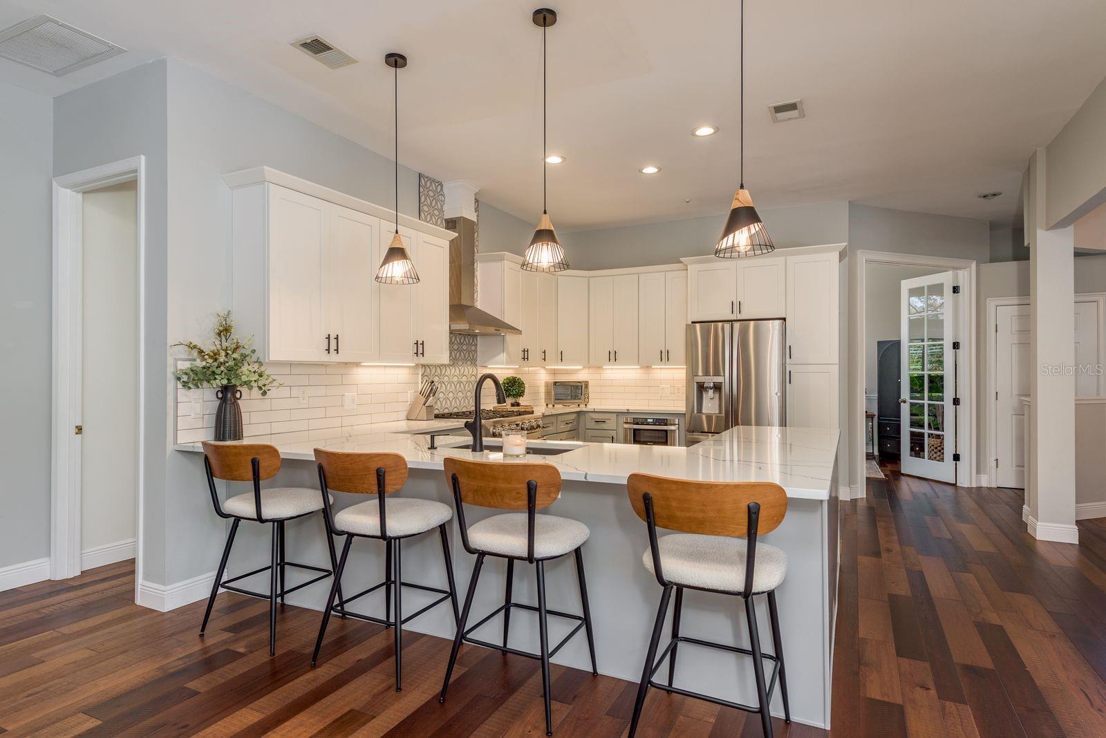 1499 E Lk WOODLANDS Pkwy OLDSMAR, FL 34677