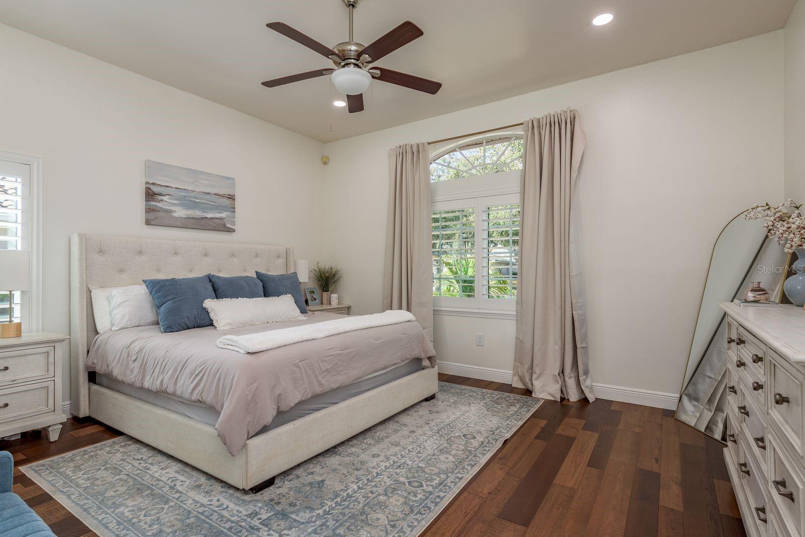 1499 E Lk WOODLANDS Pkwy OLDSMAR, FL 34677