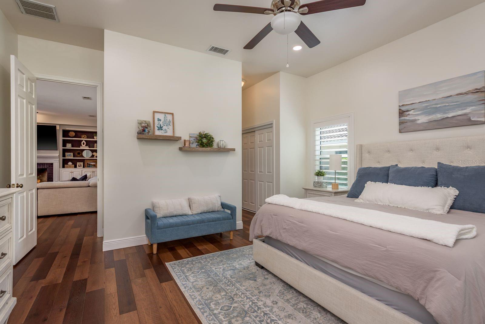 1499 E Lk WOODLANDS Pkwy OLDSMAR, FL 34677