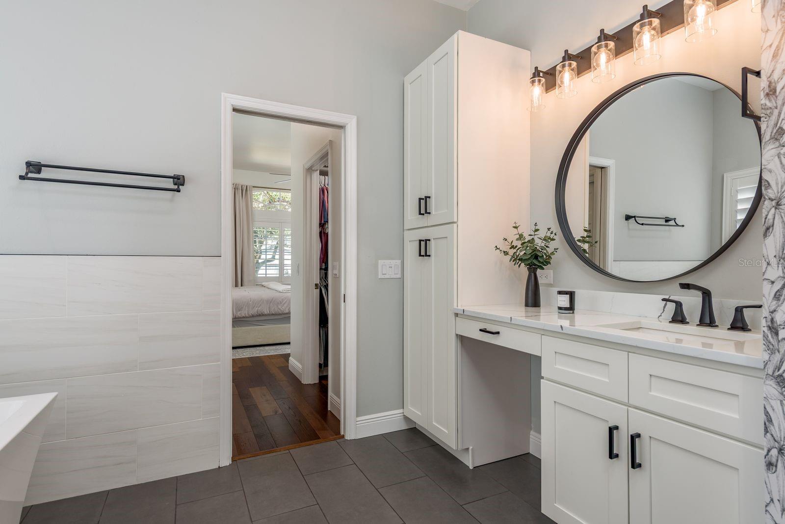 1499 E Lk WOODLANDS Pkwy OLDSMAR, FL 34677