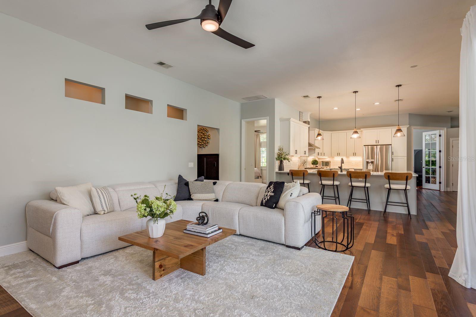 1499 E Lk WOODLANDS Pkwy OLDSMAR, FL 34677