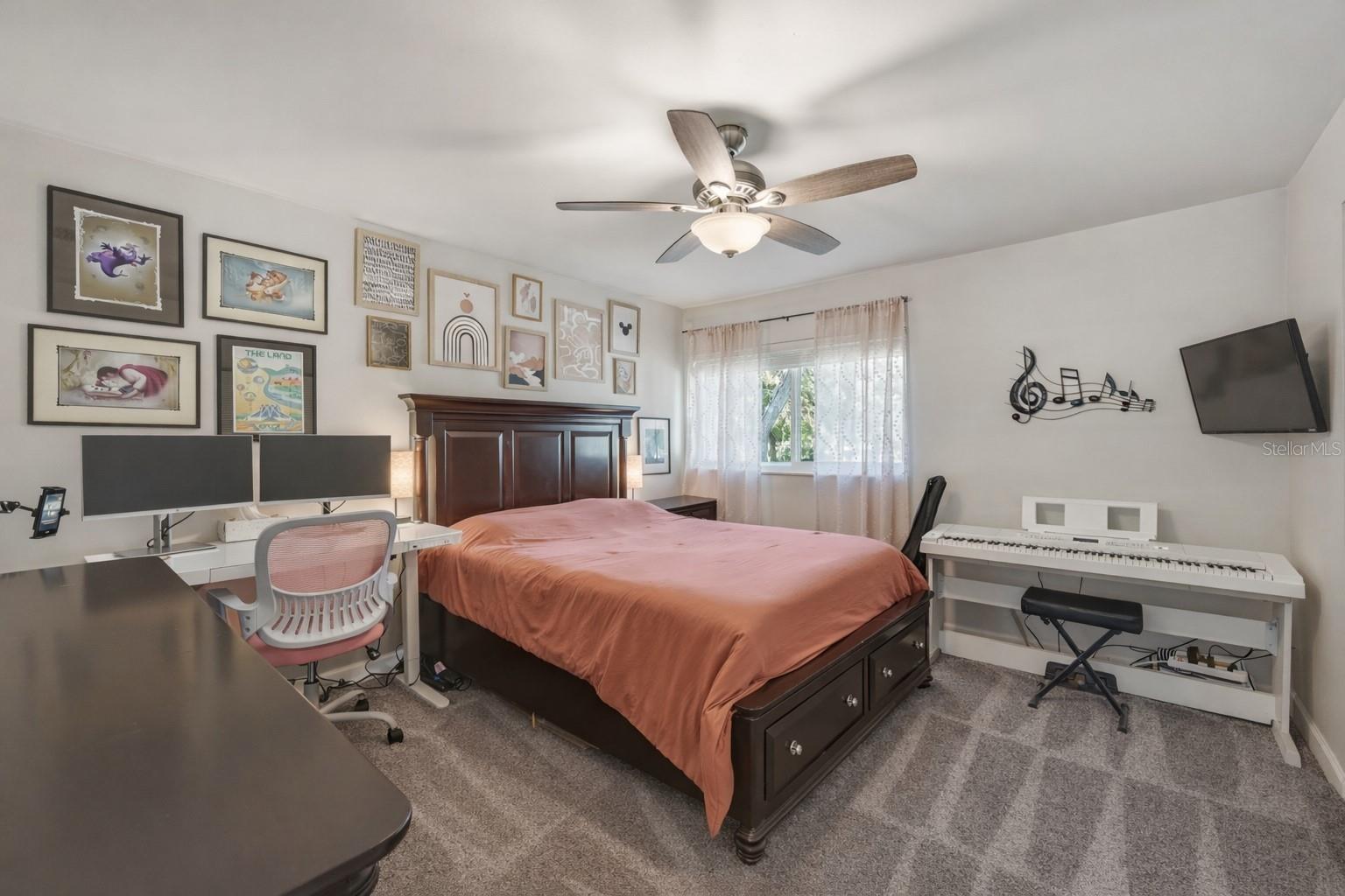 7912 CEDAR Dr #7912 TEMPLE TERRACE, FL 33637