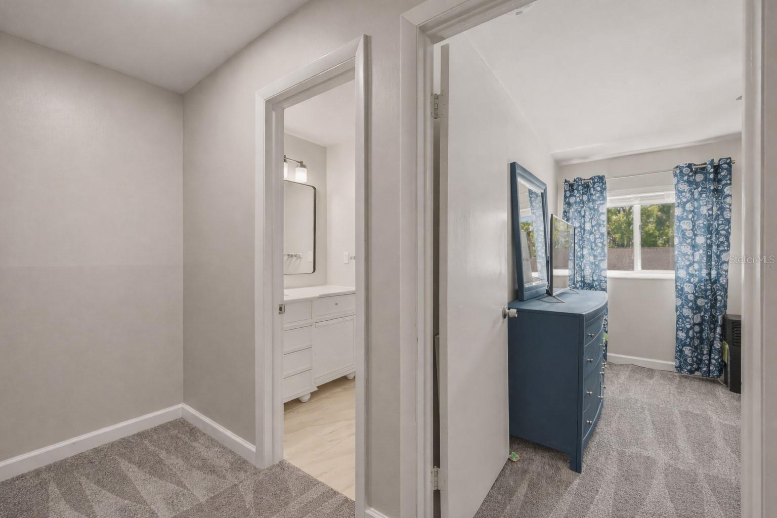 7912 CEDAR Dr #7912 TEMPLE TERRACE, FL 33637