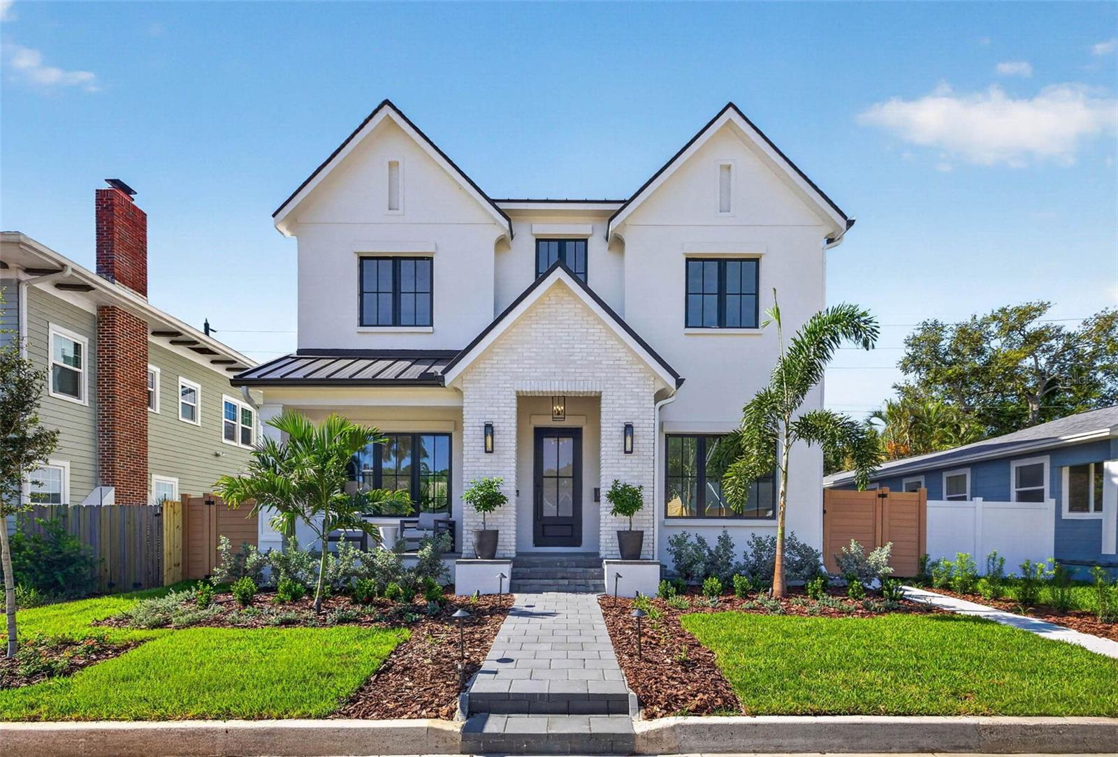 142 22ND Ave ST PETERSBURG, FL 33704