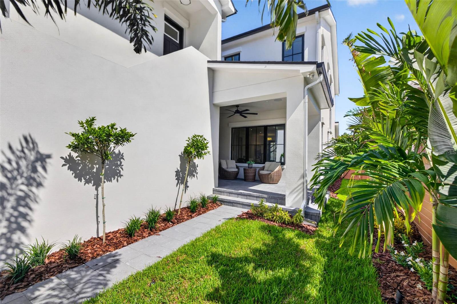 142 22ND Ave ST PETERSBURG, FL 33704