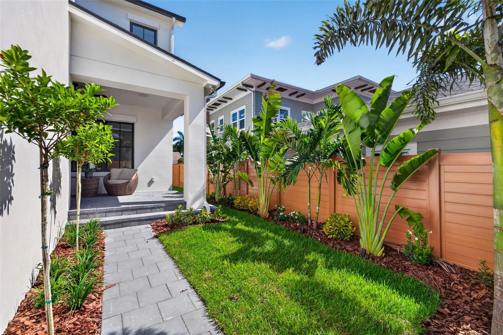 142 22ND Ave ST PETERSBURG, FL 33704