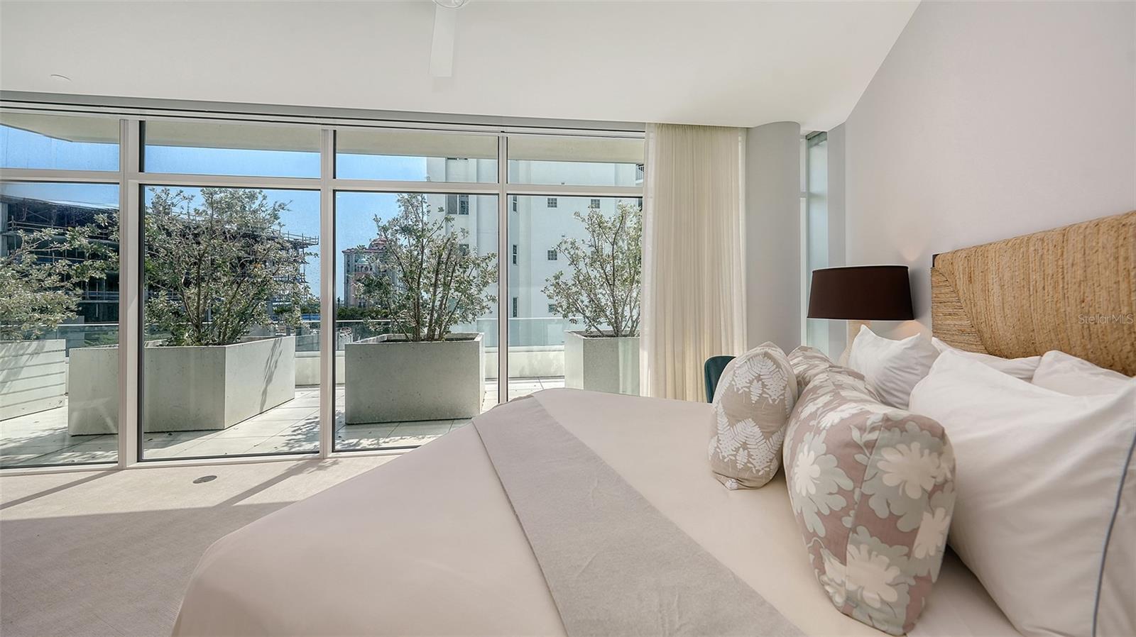 280 GOLDEN GATE Pt #400 SARASOTA, FL 34236