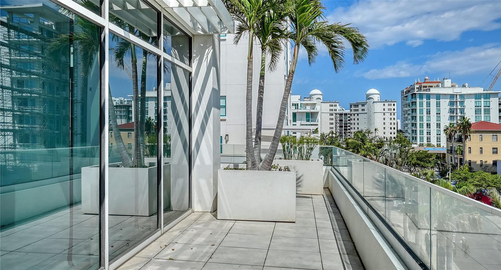 280 GOLDEN GATE Pt #400 SARASOTA, FL 34236