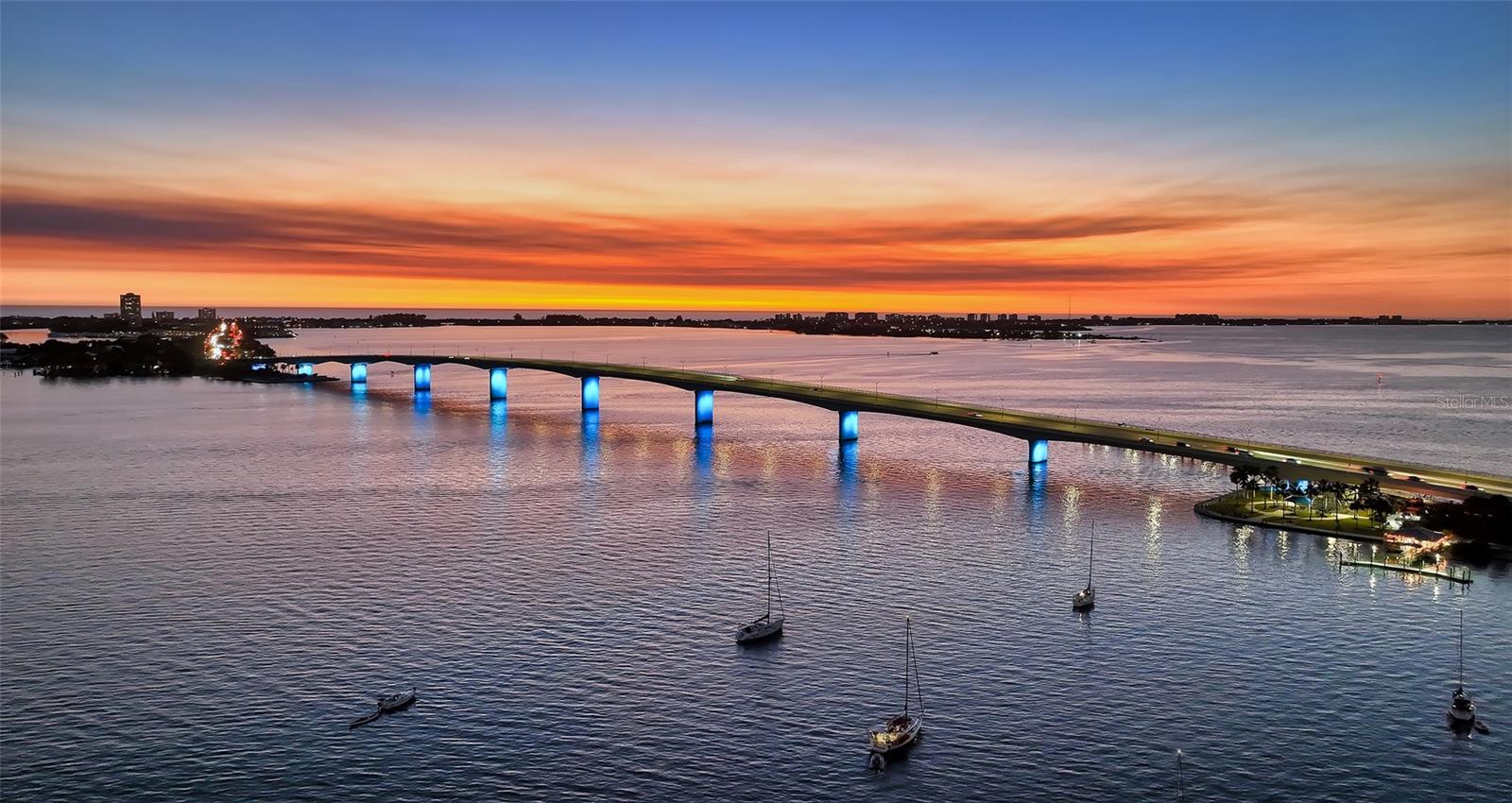 280 GOLDEN GATE Pt #400 SARASOTA, FL 34236