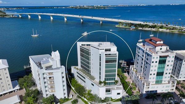 280 GOLDEN GATE Pt #400 SARASOTA, FL 34236