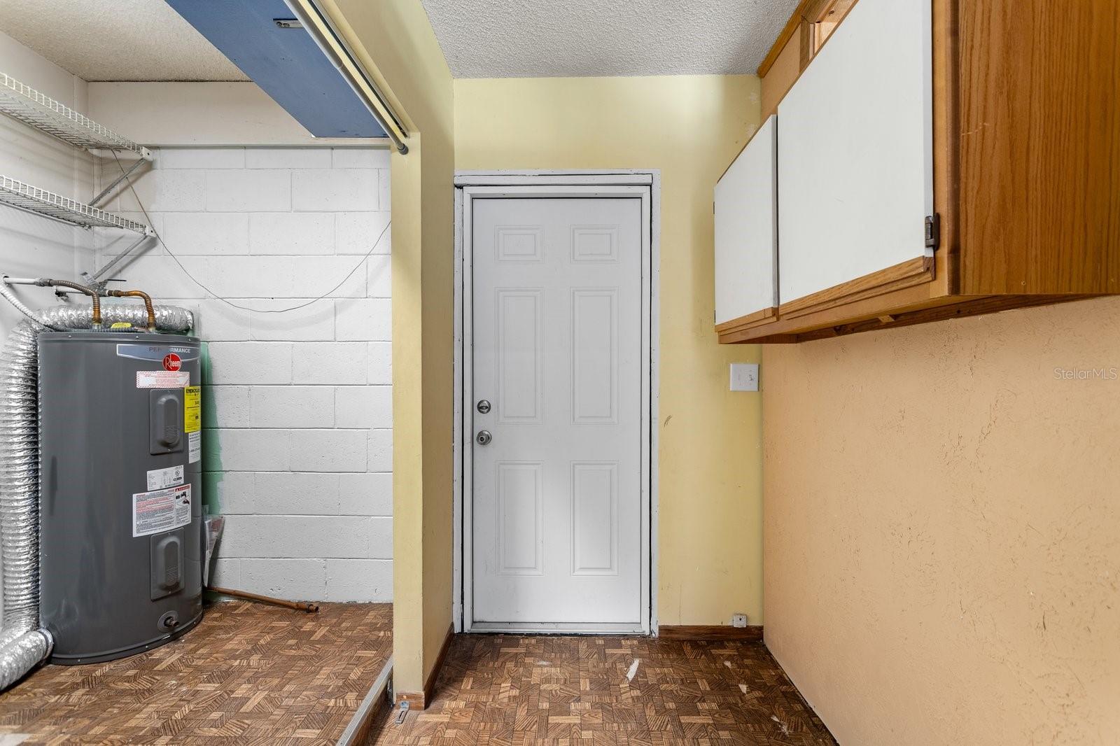 2356 Vly Ave KISSIMMEE, FL 34744