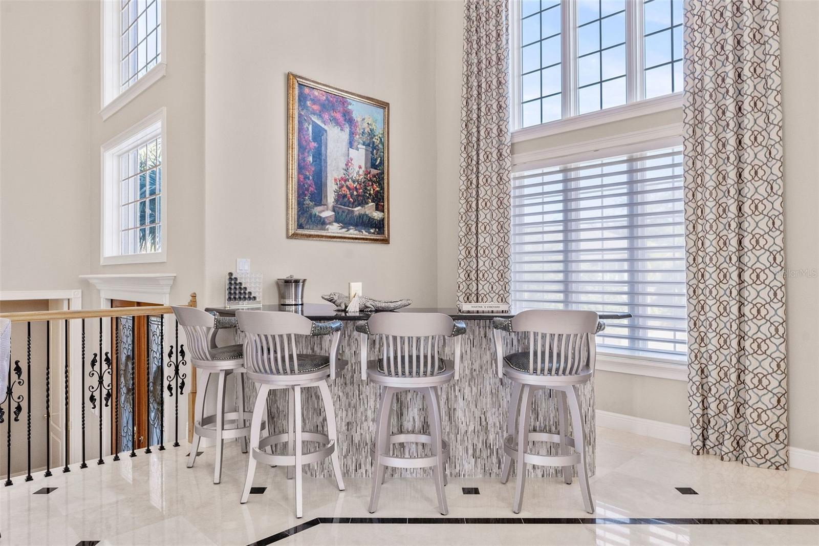 5907 BAYVIEW Cir GULFPORT, FL 33707