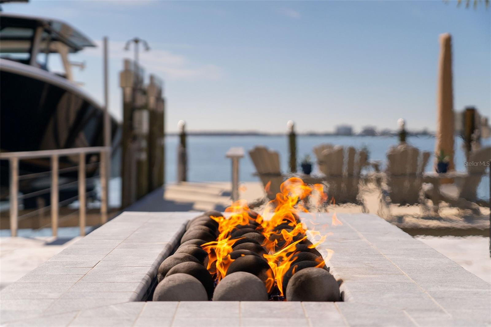 5907 BAYVIEW Cir GULFPORT, FL 33707