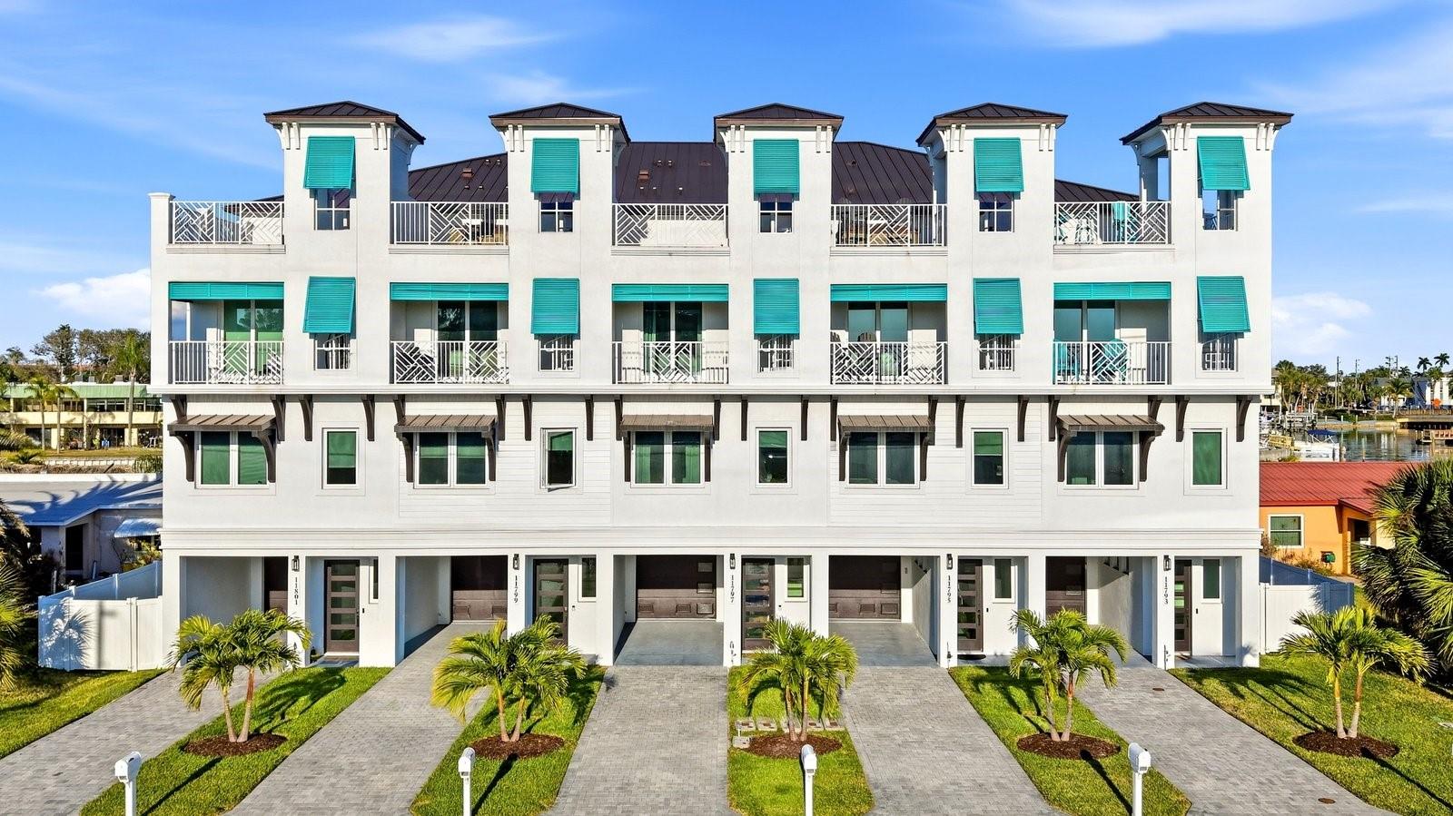 11797 1ST St TREASURE ISLAND, FL 33706