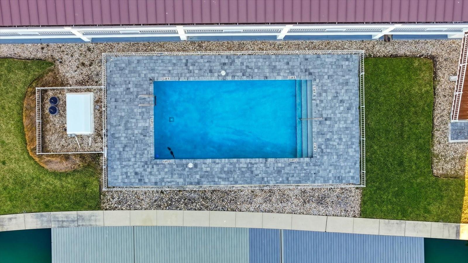 11797 1ST St TREASURE ISLAND, FL 33706