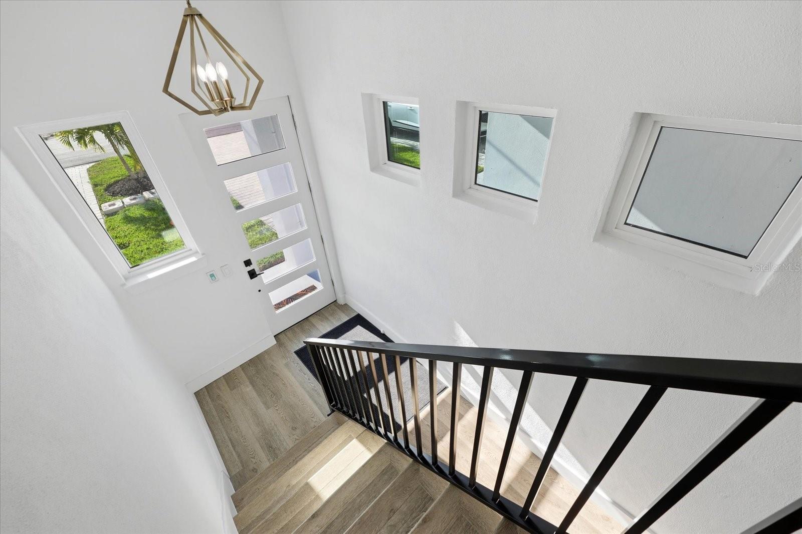 11797 1ST St TREASURE ISLAND, FL 33706