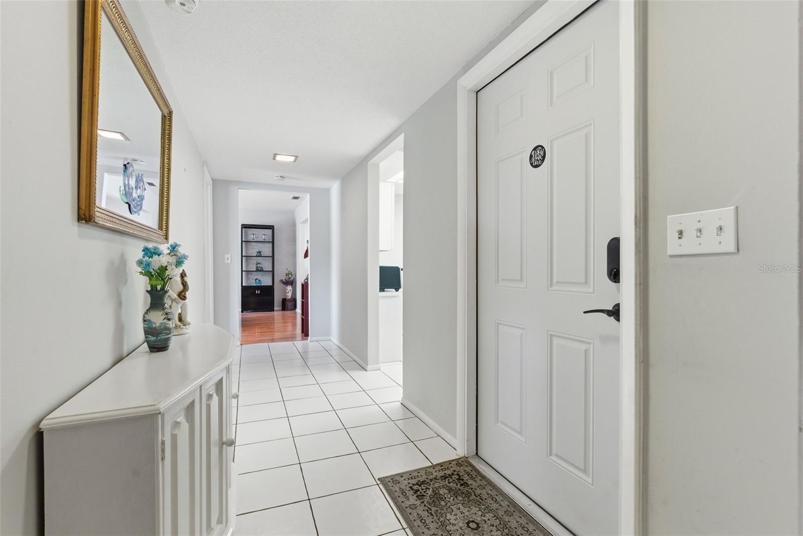 1141 MERLE Way #14 SARASOTA, FL 34232