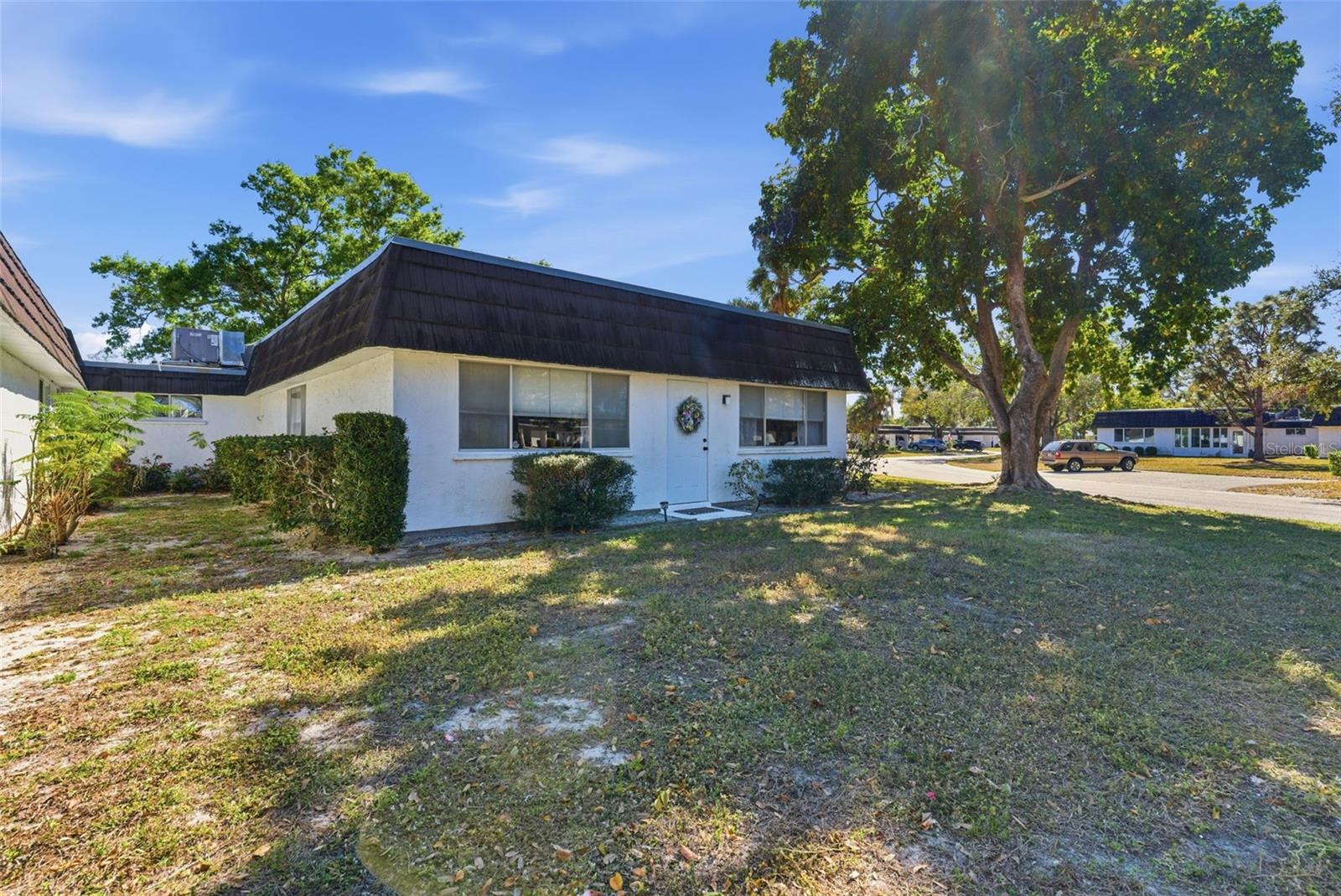 1141 MERLE Way #14 SARASOTA, FL 34232