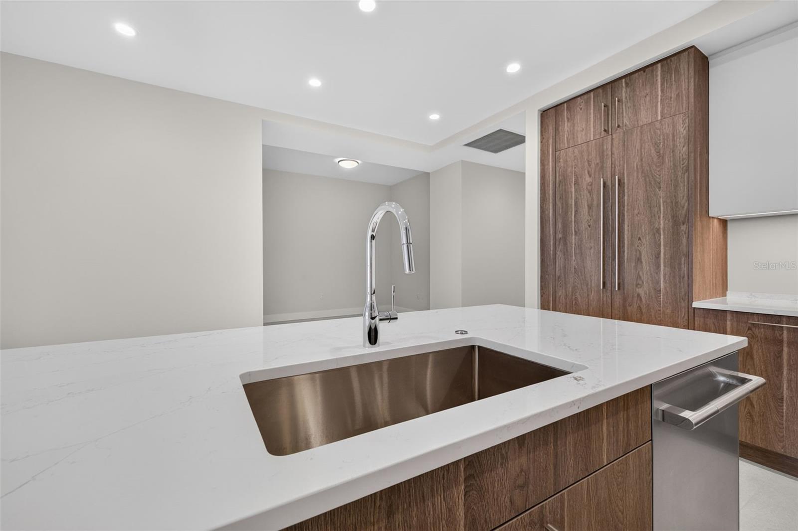 275 1ST Ave #2603 ST PETERSBURG, FL 33701