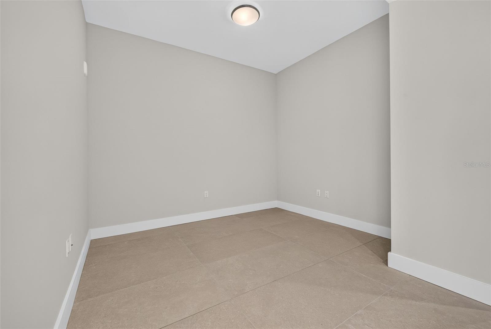 275 1ST Ave #2603 ST PETERSBURG, FL 33701