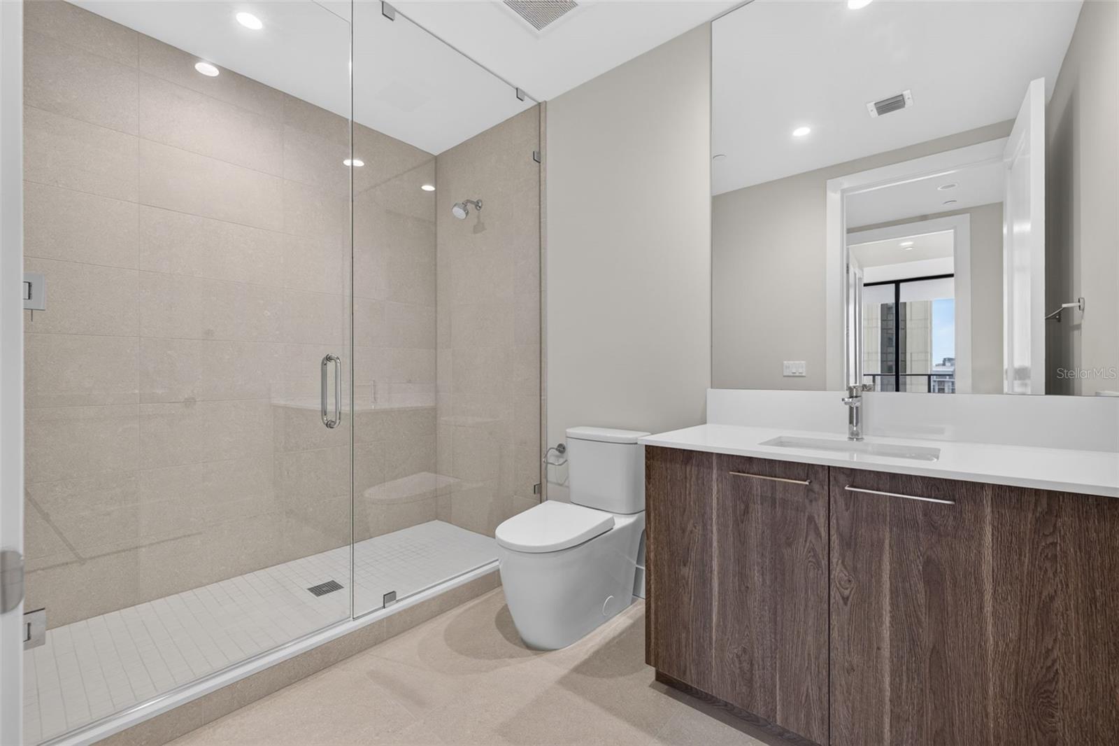 275 1ST Ave #2603 ST PETERSBURG, FL 33701