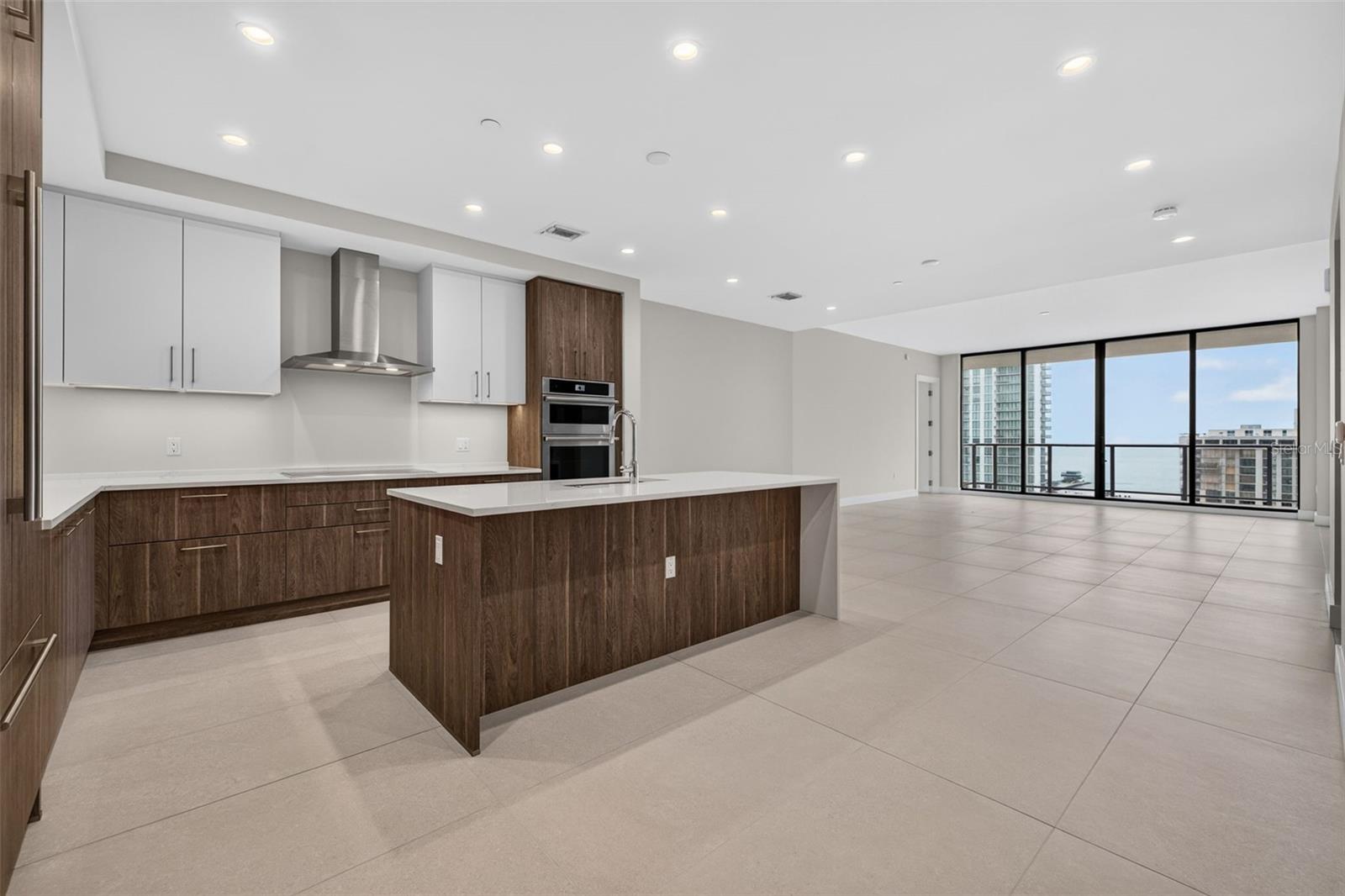 275 1ST Ave #2603 ST PETERSBURG, FL 33701