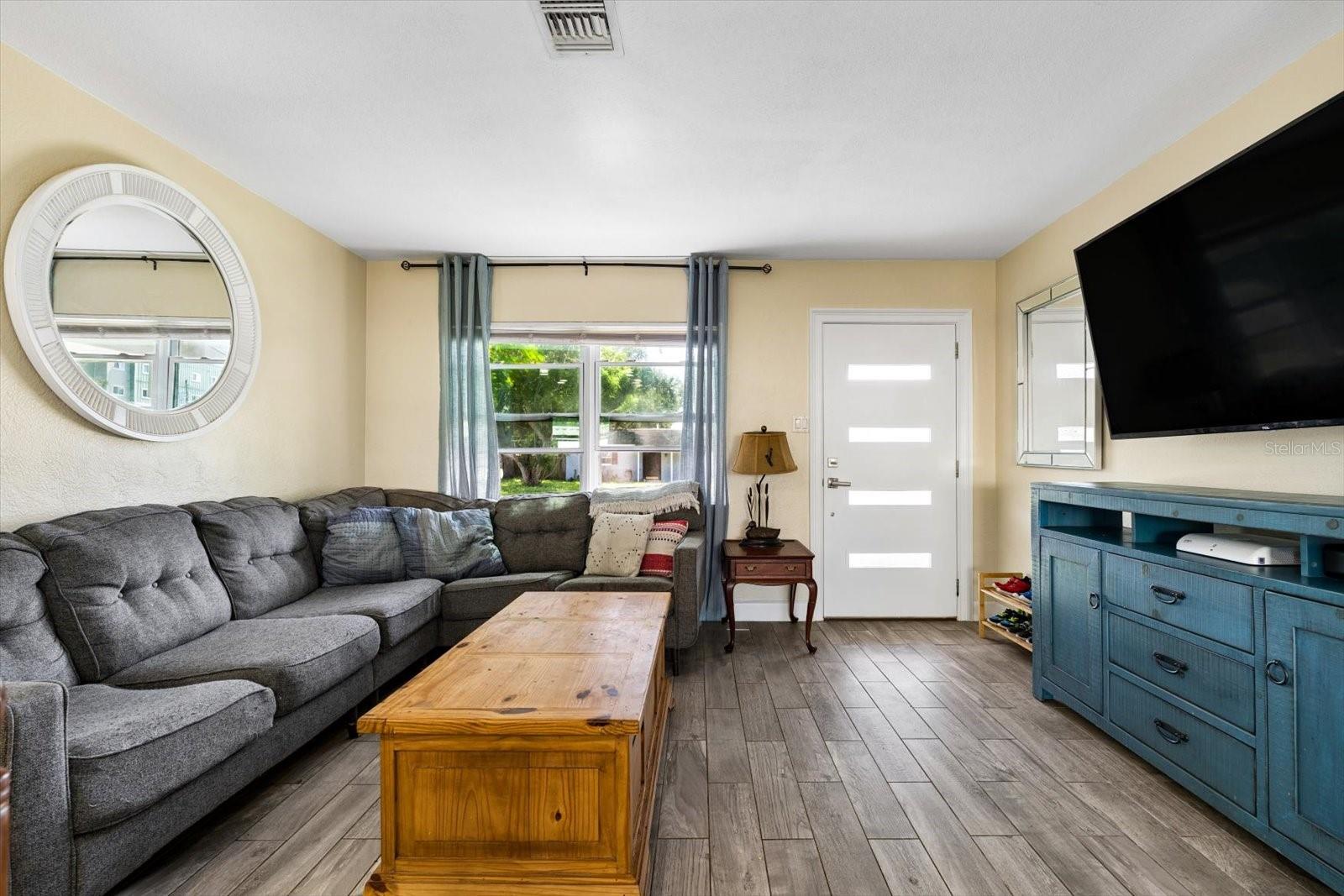 4701 80TH Ter PINELLAS PARK, FL 33781