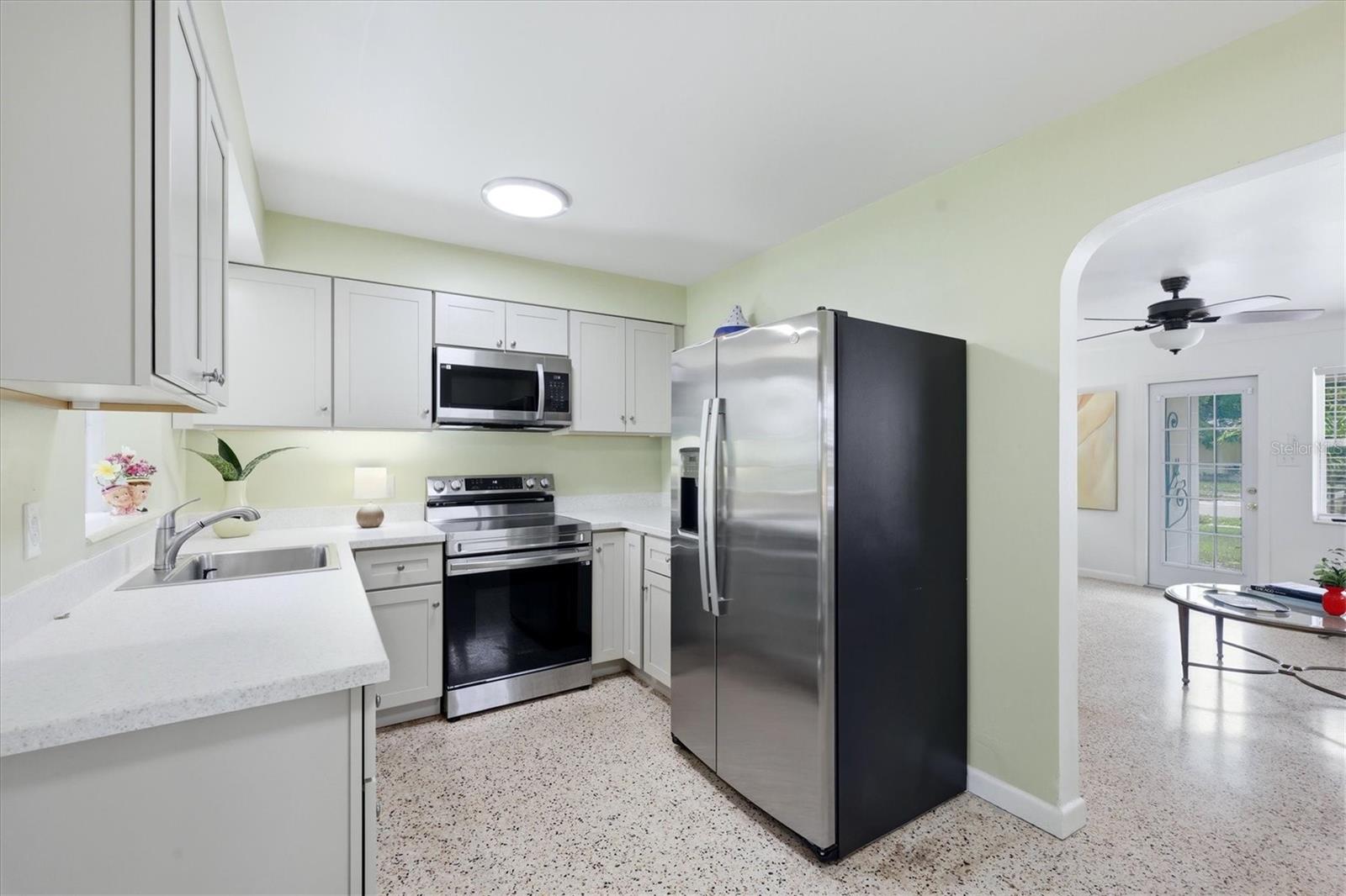 1020 23RD St SARASOTA, FL 34234
