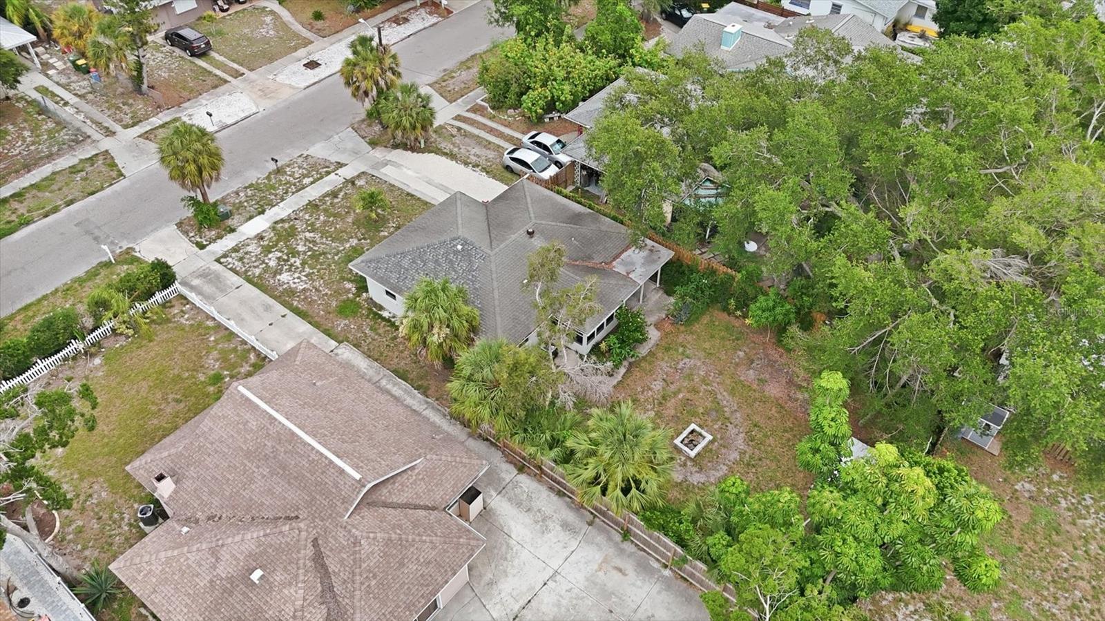 1020 23RD St SARASOTA, FL 34234