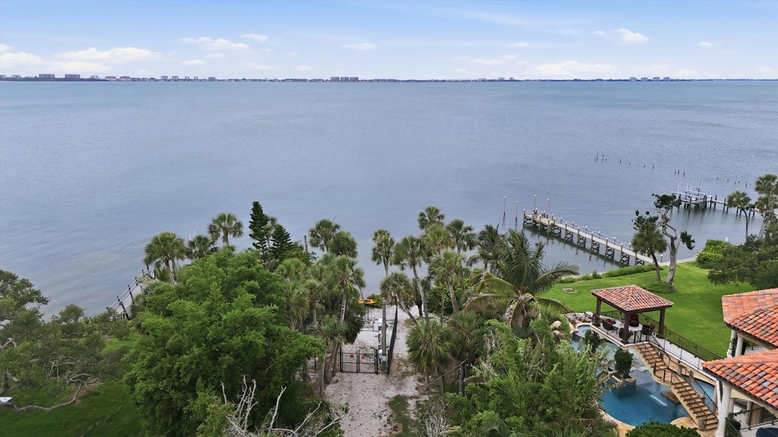 1020 23RD St SARASOTA, FL 34234
