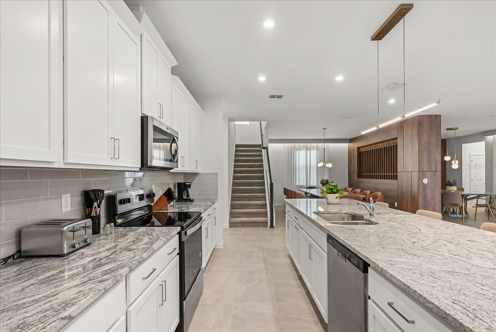 2314 CALM Shr Way KISSIMMEE, FL 34747