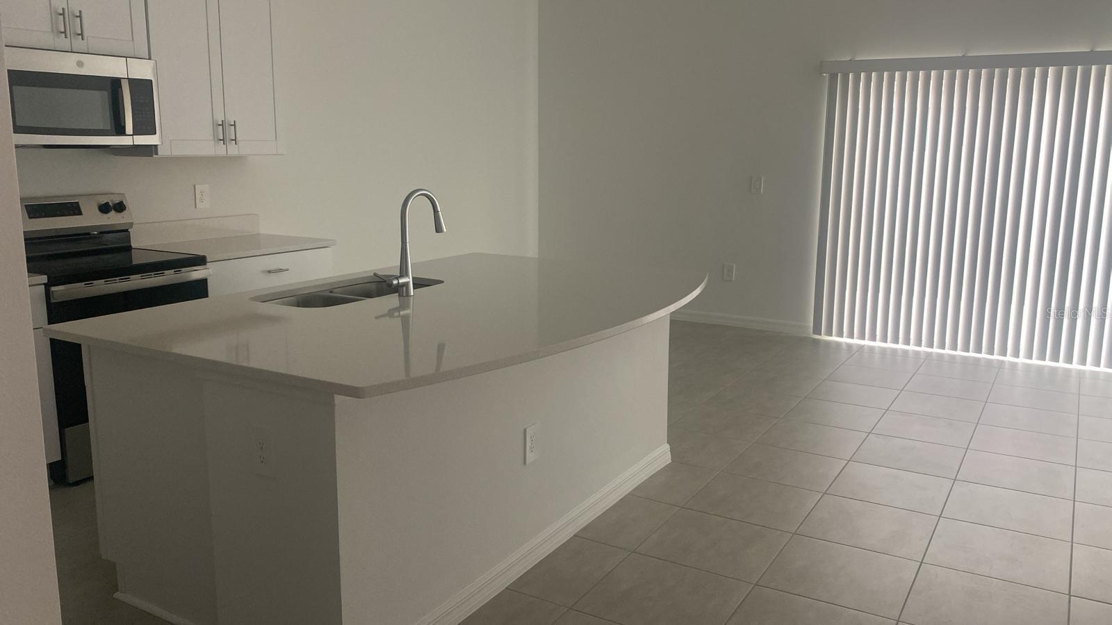 3606 MAYFAIR St KISSIMMEE, FL 34758