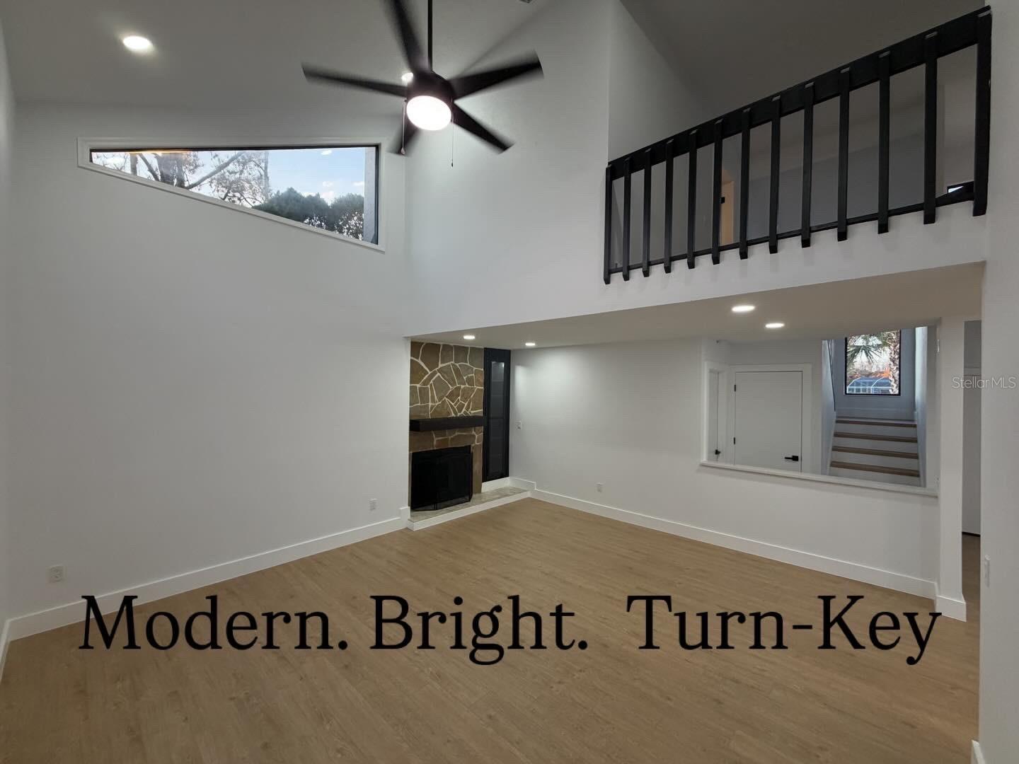 2462 ALBANY Dr KISSIMMEE, FL 34758