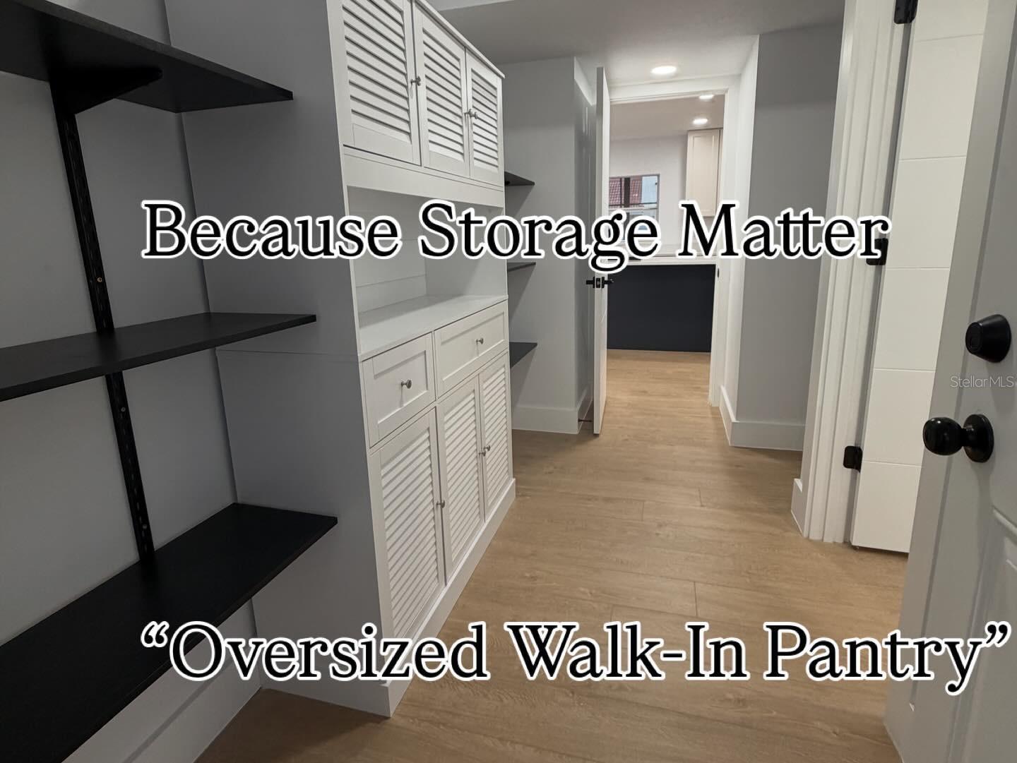 2462 ALBANY Dr KISSIMMEE, FL 34758