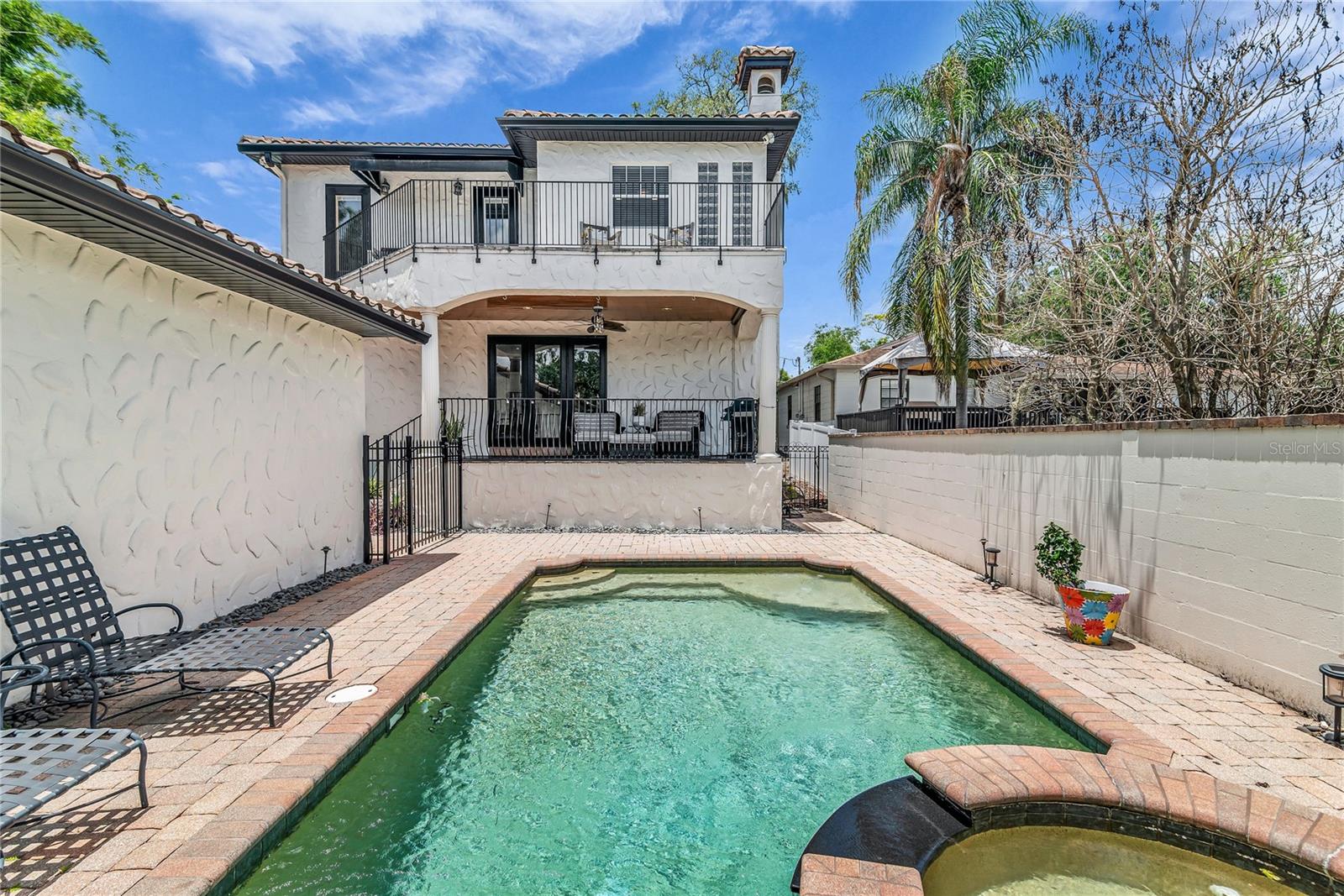 1413 OSCEOLA Ct ORLANDO, FL 32806