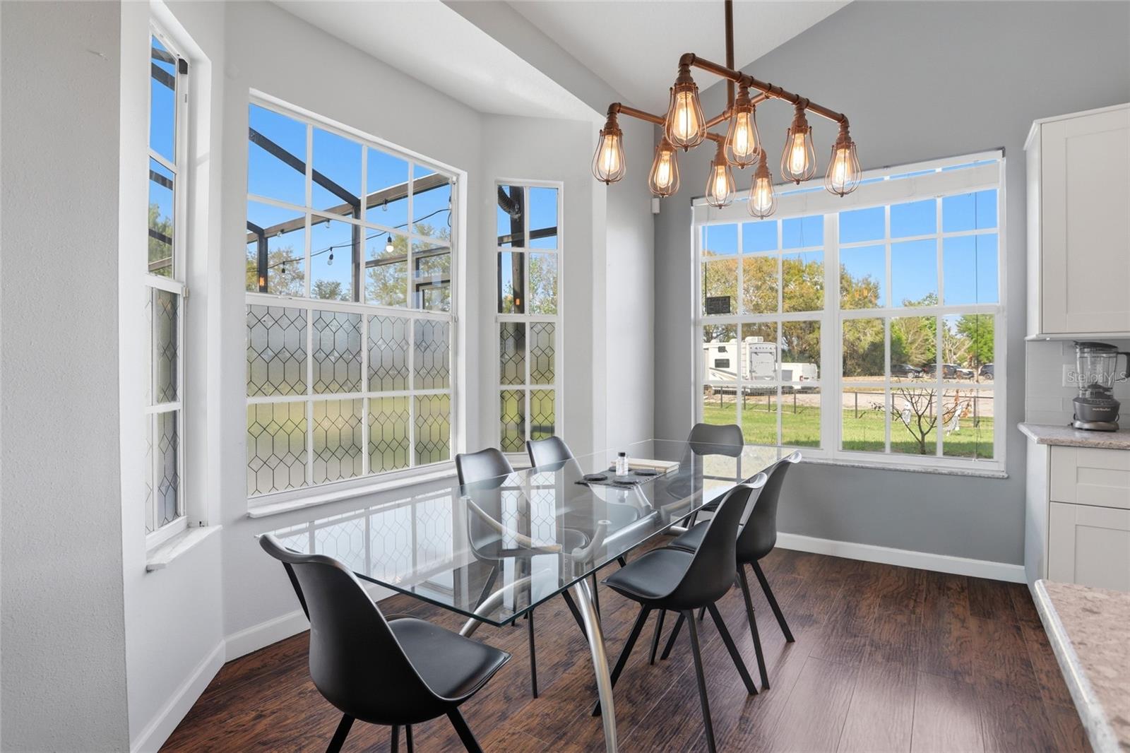 4111 FOXTAIL Ct KISSIMMEE, FL 34746