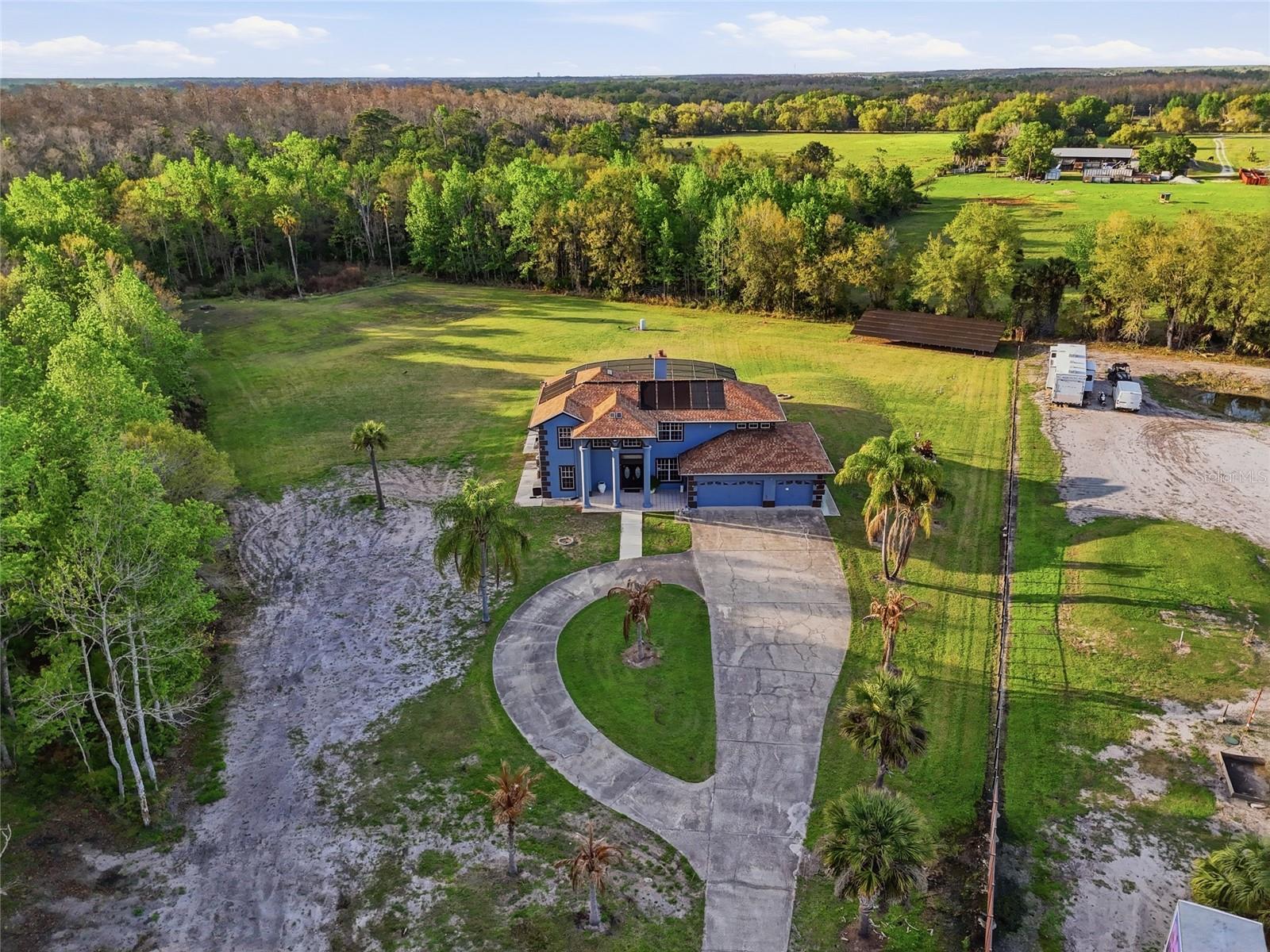 4111 FOXTAIL Ct KISSIMMEE, FL 34746