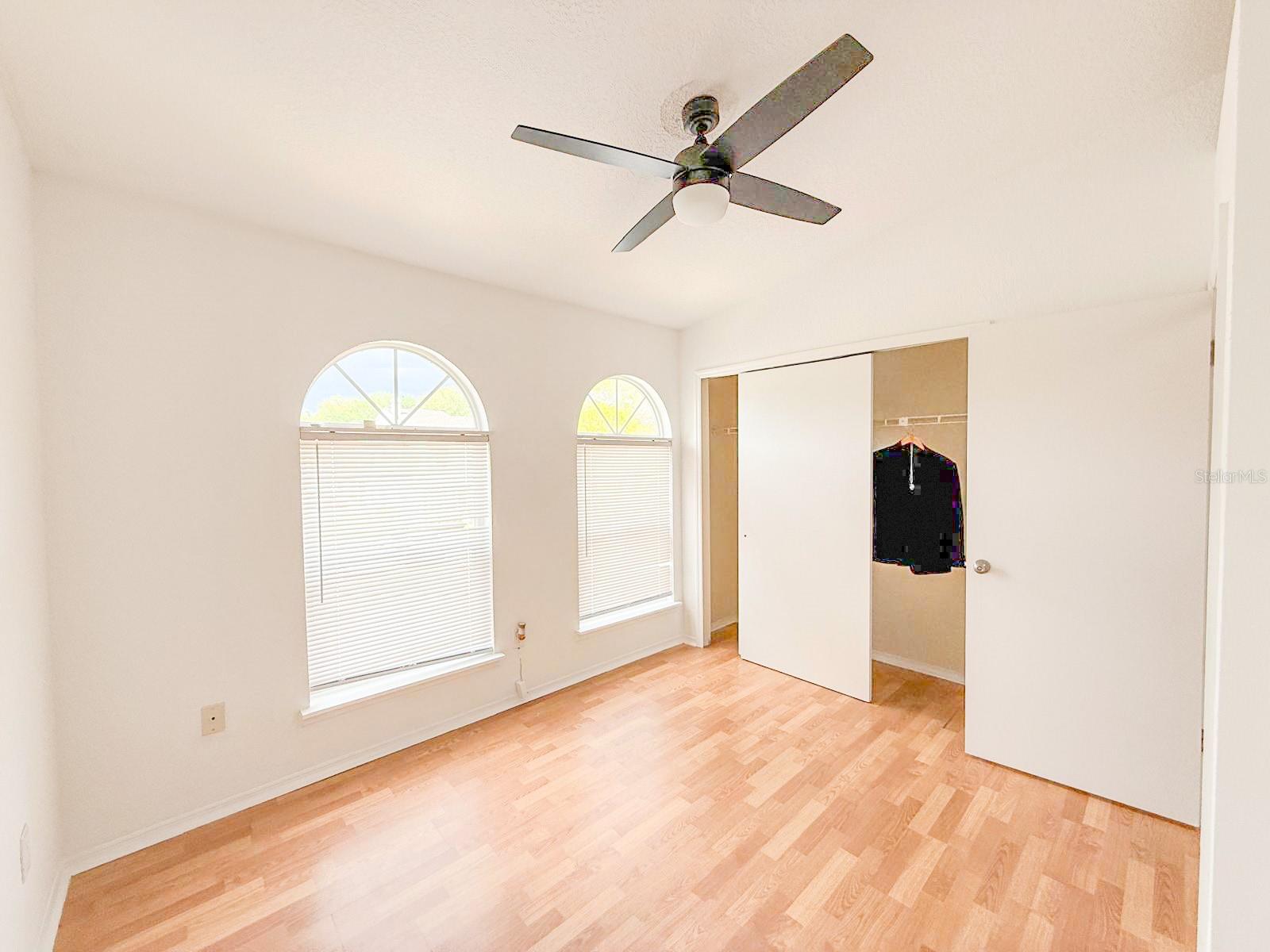 7522 HOLLOWELL Dr TAMPA, FL 33615