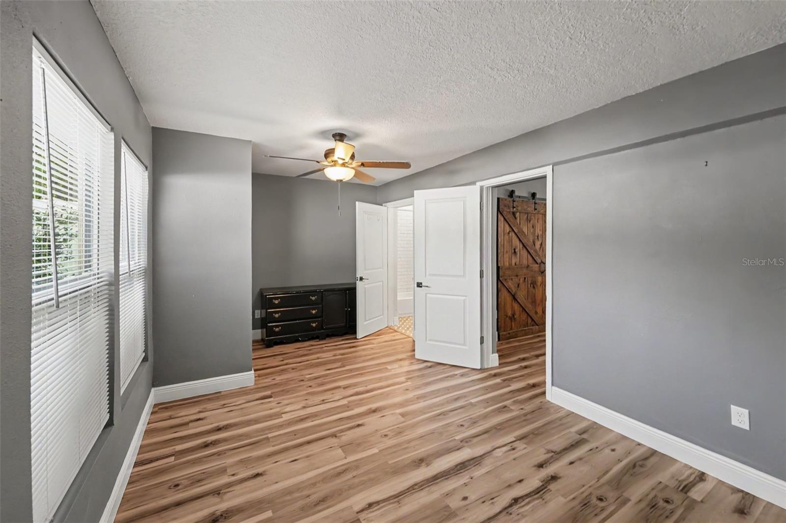 217 Gdn Cir CLEARWATER, FL 33756