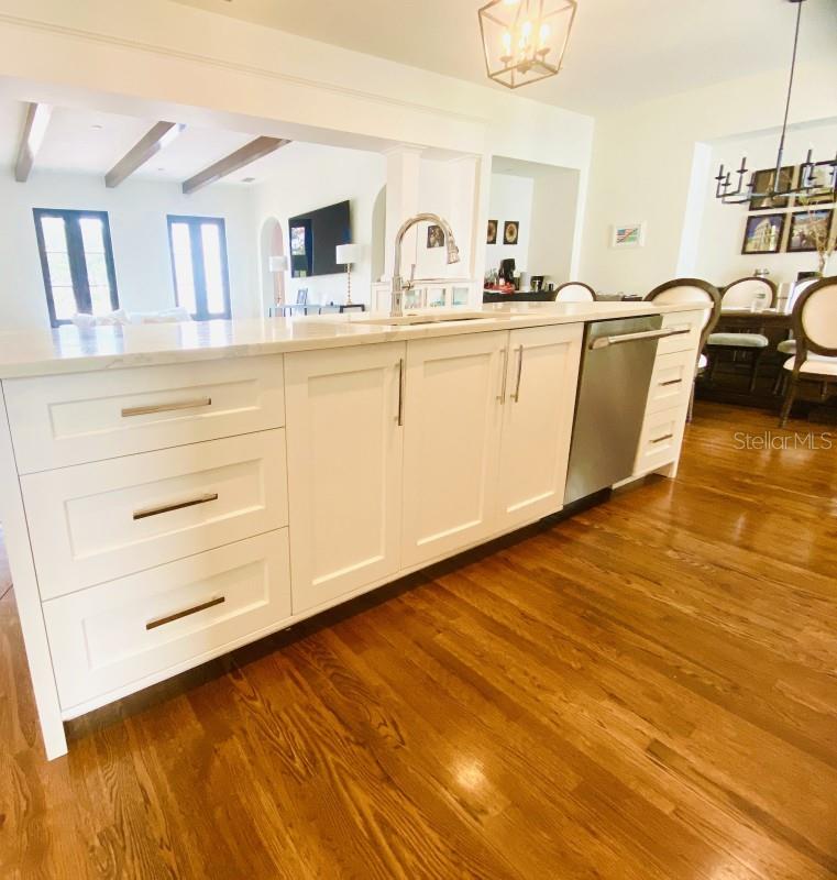 1234 W IVANHOE Blvd ORLANDO, FL 32804