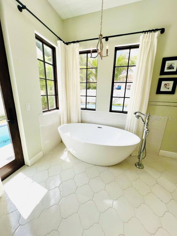 1234 W IVANHOE Blvd ORLANDO, FL 32804