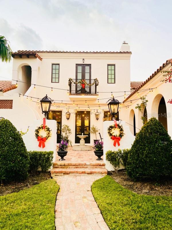 1234 W IVANHOE Blvd ORLANDO, FL 32804