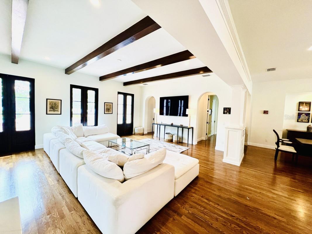 1234 W IVANHOE Blvd ORLANDO, FL 32804