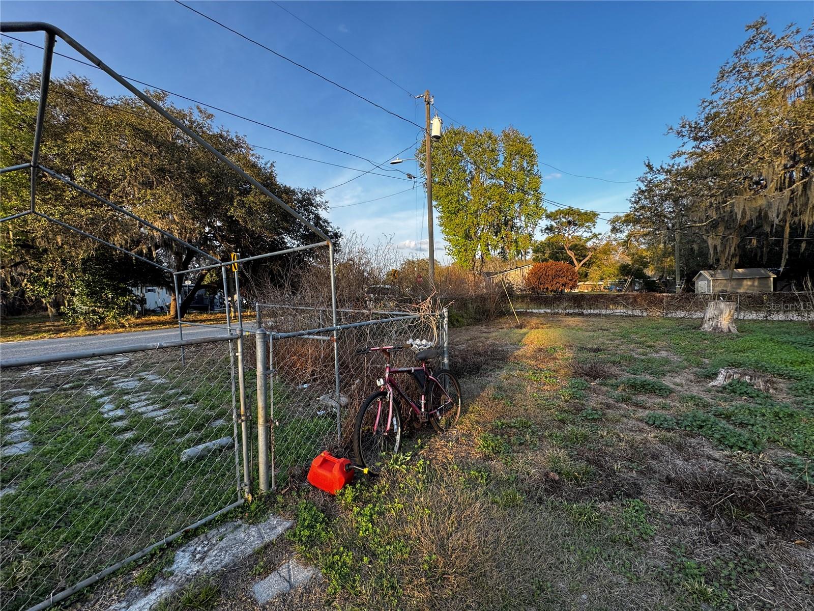 659 ALPINE St MASCOTTE, FL 34753