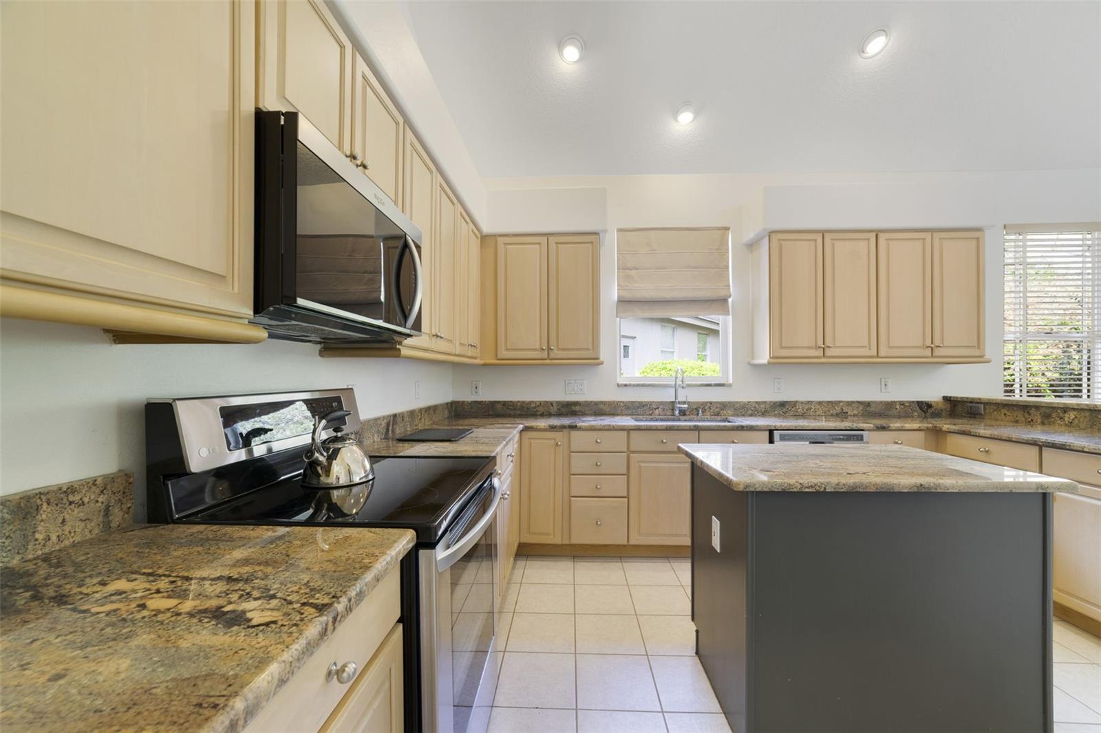 7291 HAWKSNEST Blvd ORLANDO, FL 32835