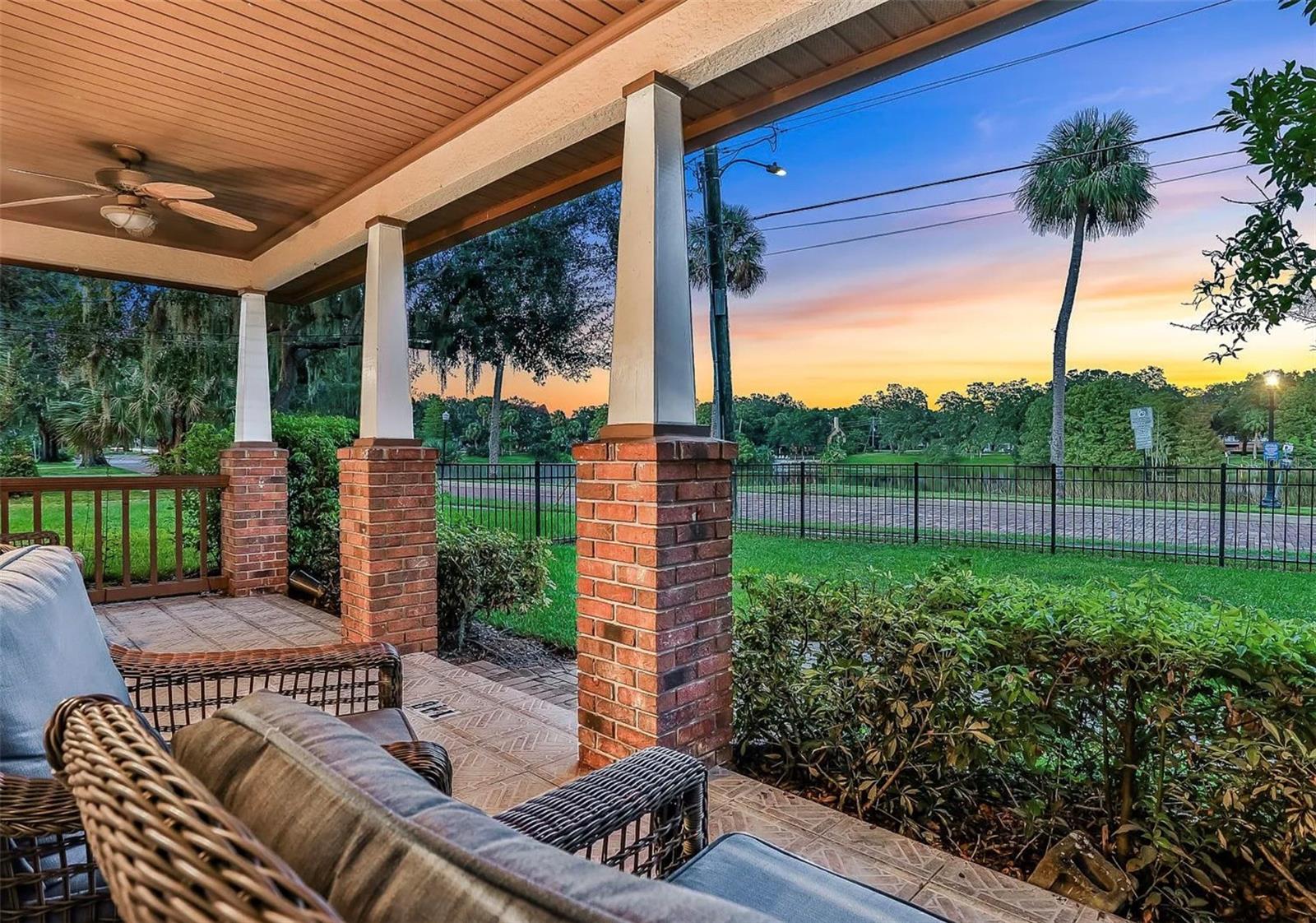 148 S THORNTON Ave ORLANDO, FL 32801
