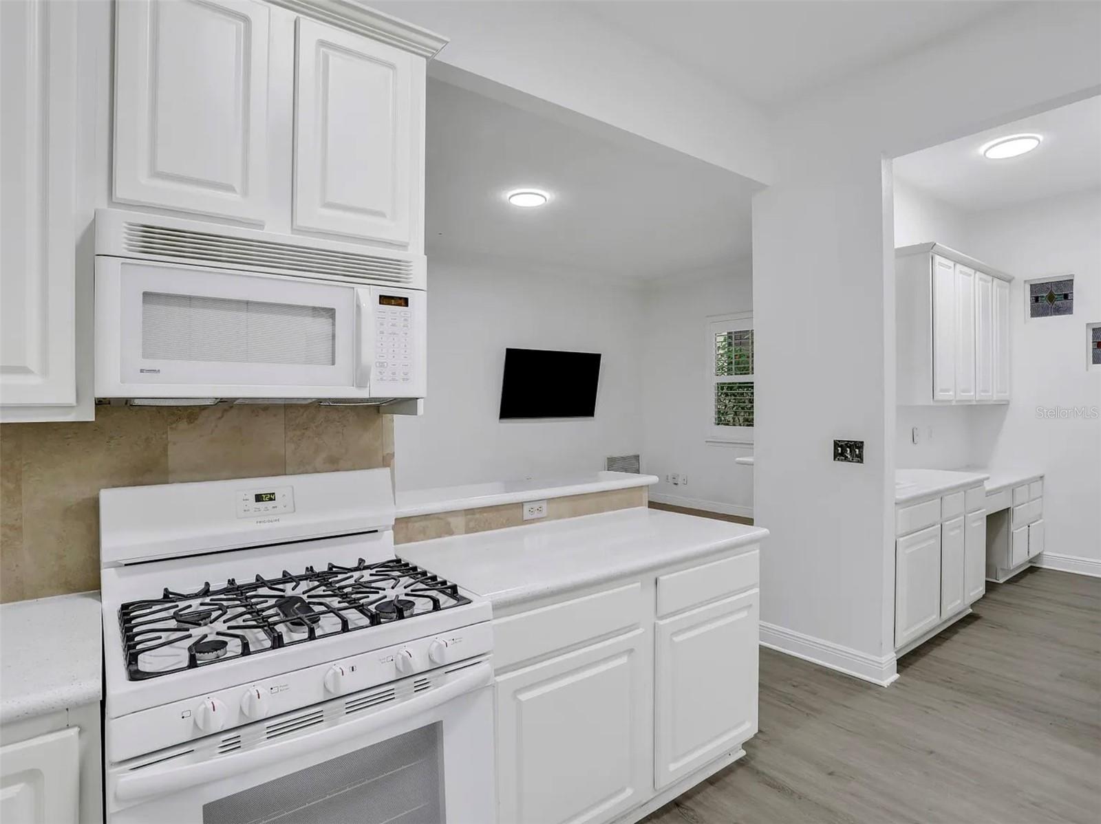 148 S THORNTON Ave ORLANDO, FL 32801