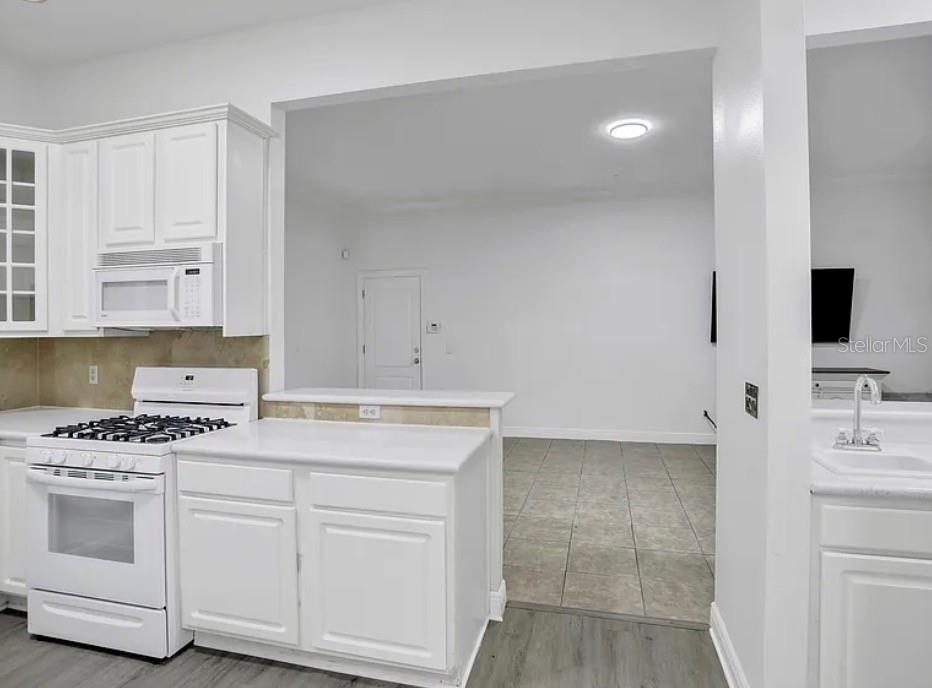 148 S THORNTON Ave ORLANDO, FL 32801