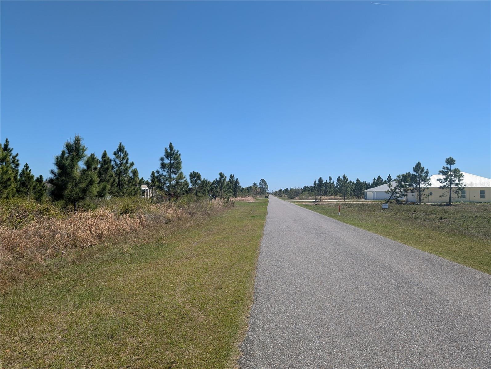 211 POINCIANA Dr INDIAN LAKE ESTATES, FL 33855